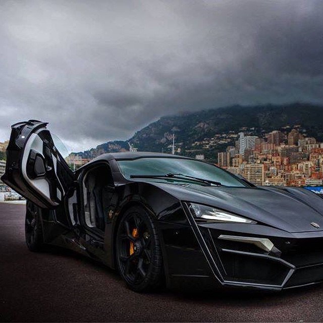 Lykan Hypersport.