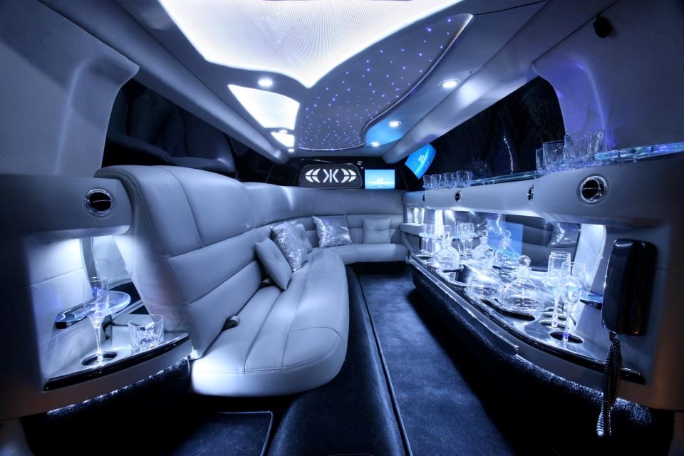 Cadillac DTS Stretch interior.