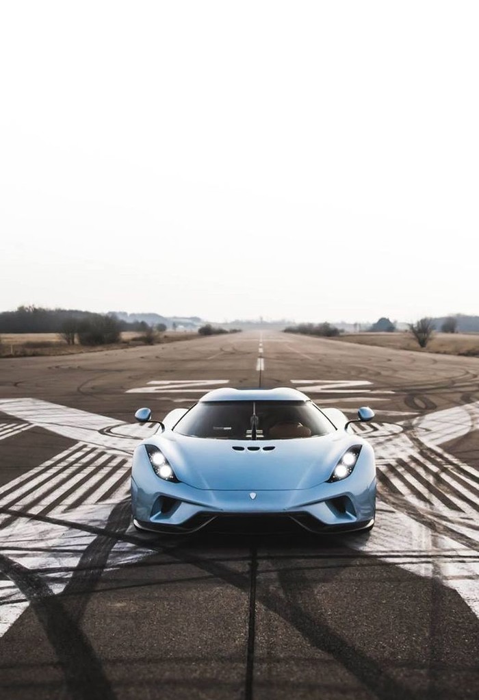 Koenigsegg Regera.