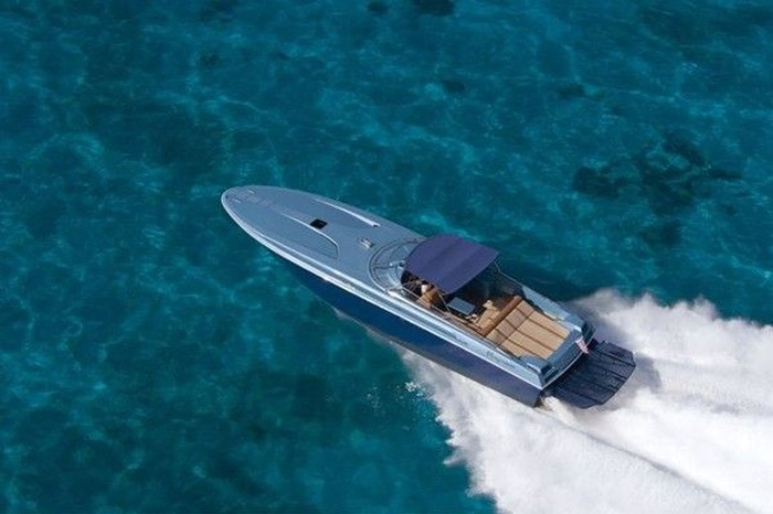 Magnum 51 Bestia by Magnum Marine.