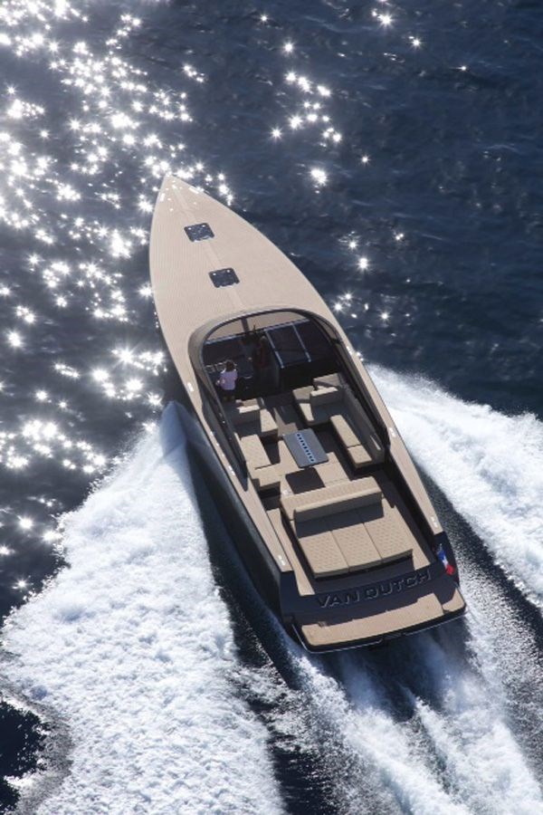 VanDutch 55' Yacht.