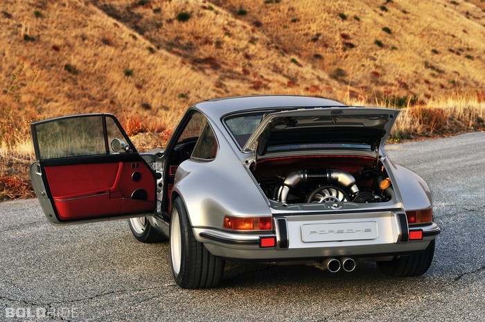 Singer Porsche 911 Silver.