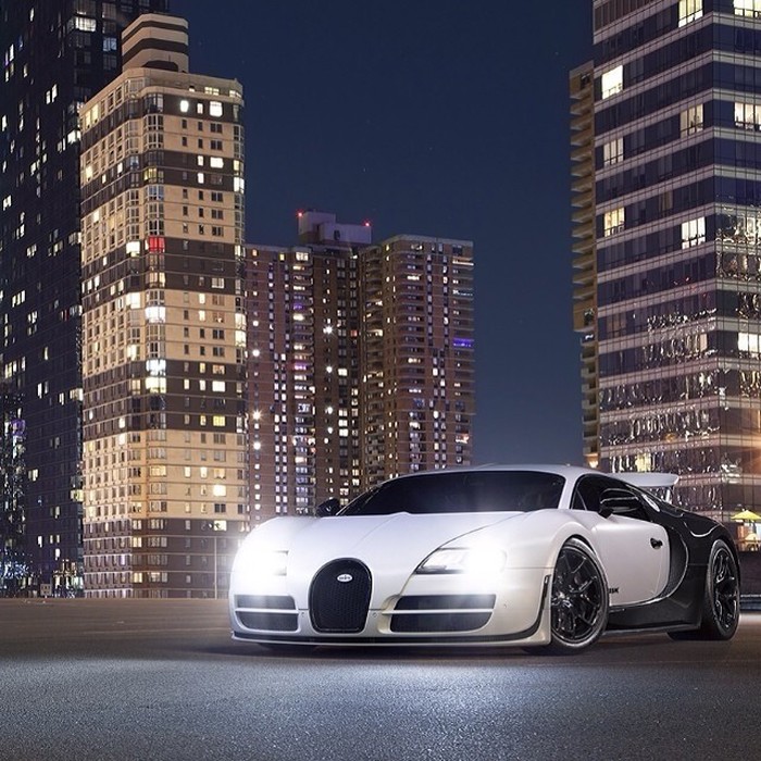 Pur Blanc Bugatti.