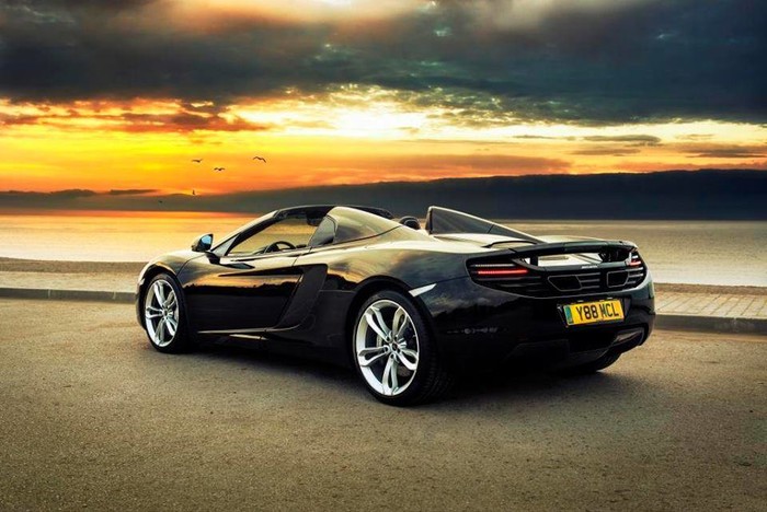 McLaren 12C Spider.