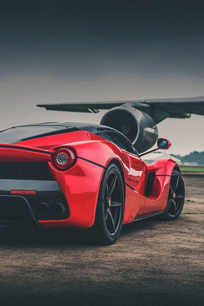 Gorgeous LaFerrari.