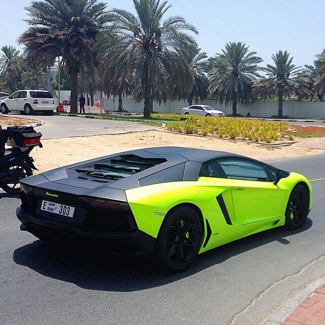 Lamborghini Aventador.