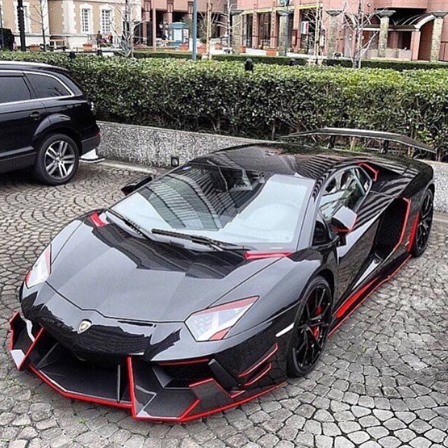 Magnificent Lambo.