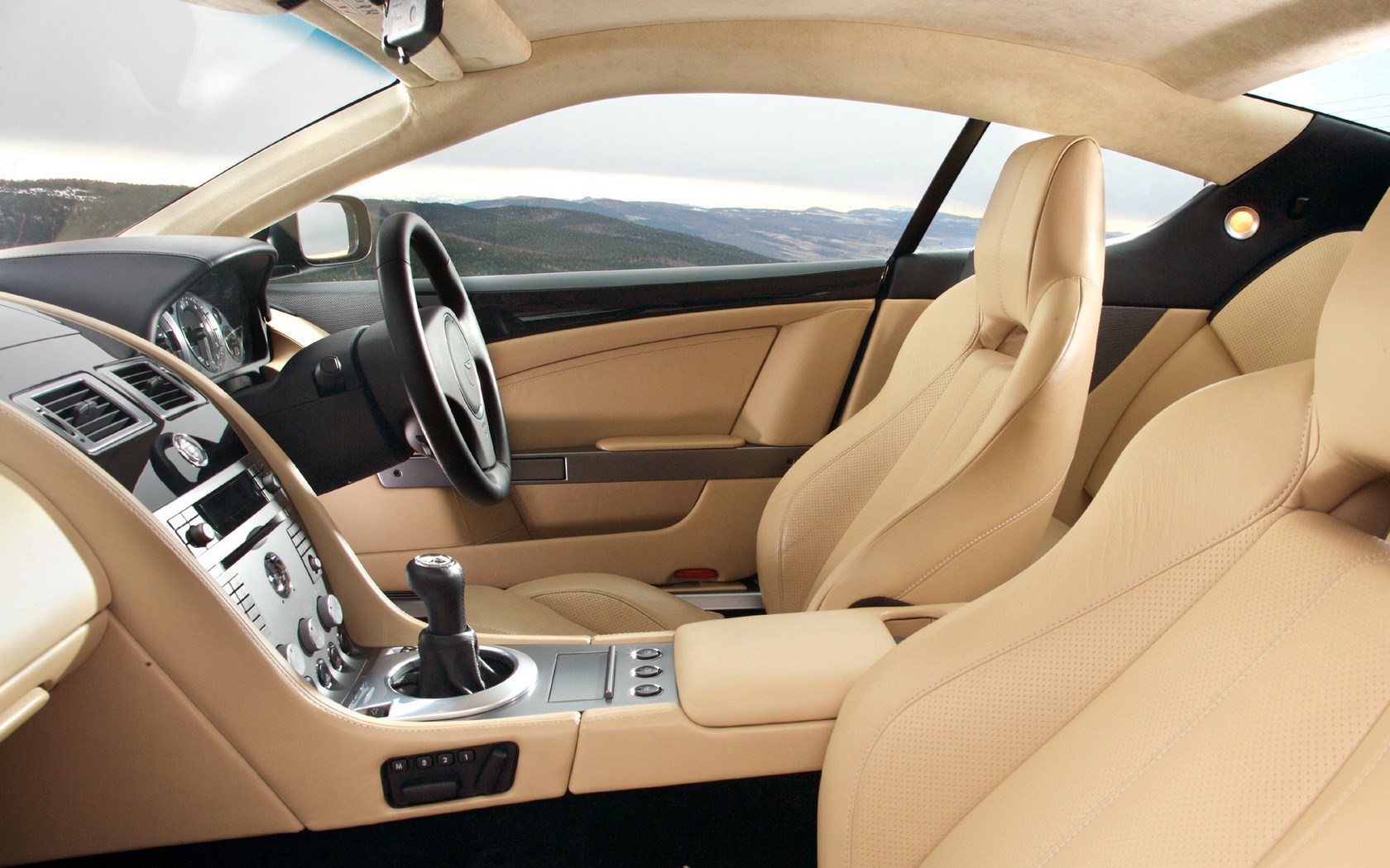 Aston Martin DB9 Sports Pack Interior.
