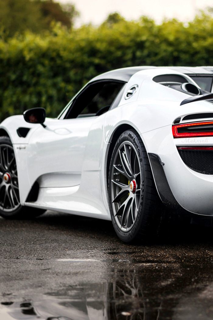 Porsche 918 Spyder.