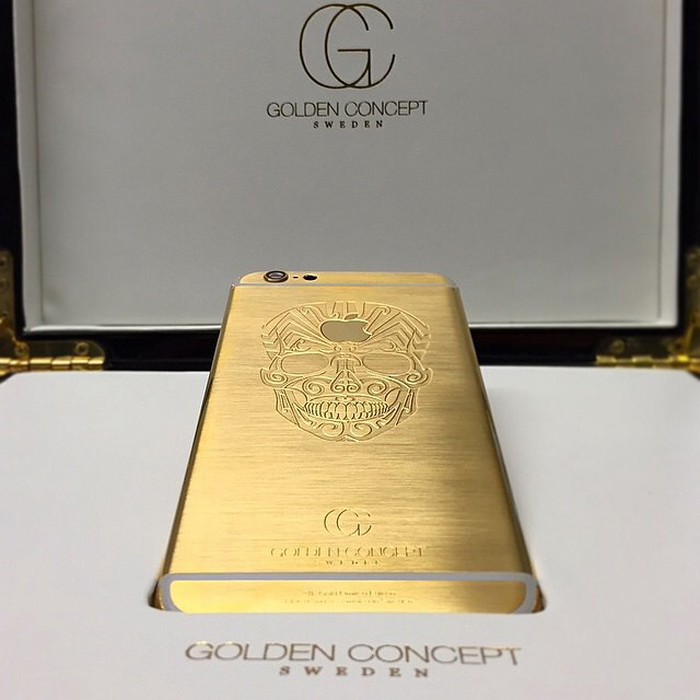 iPhone 6 24ct Gold Skull Edition.
