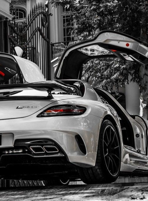 Mercedes SLS Black Series.