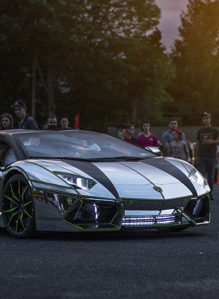 Lamborghini Aventador.