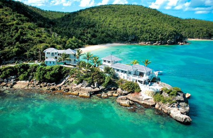 Blue waters hotel Antigua.