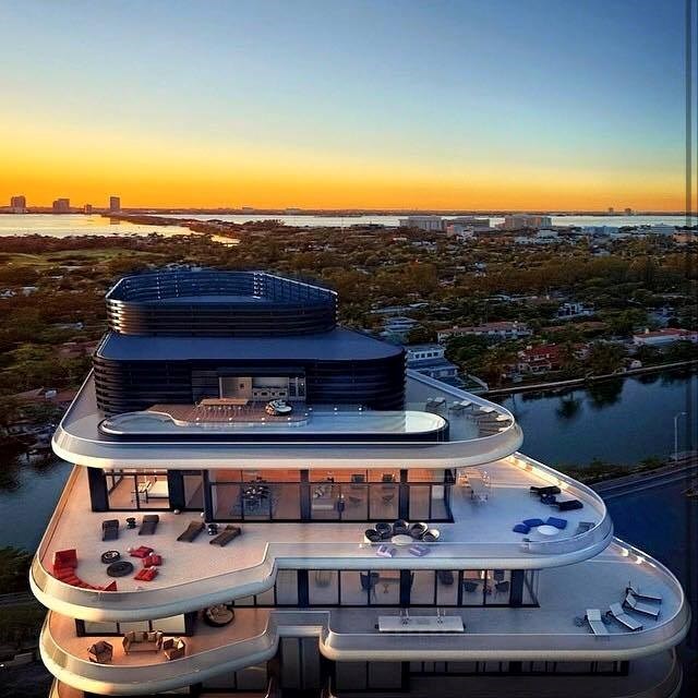 Awesome penthouse in Miami.