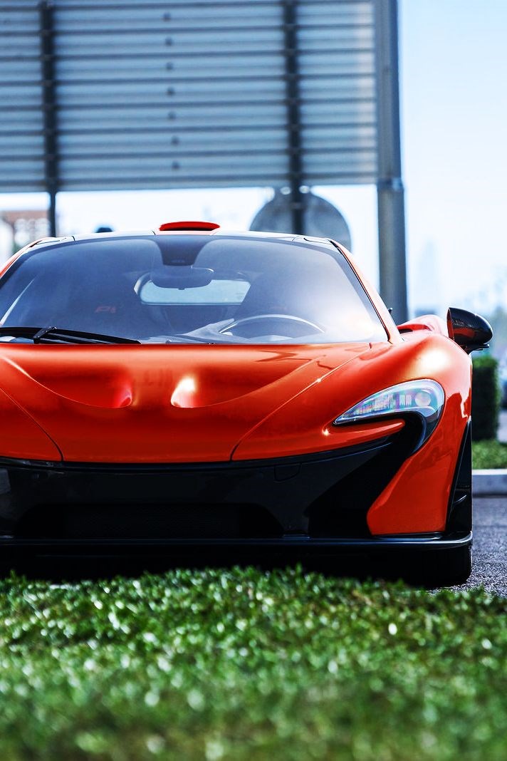 McLaren P1.