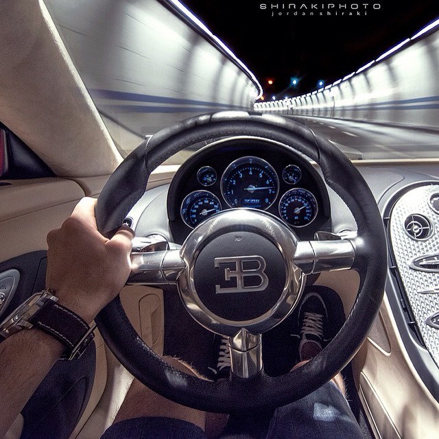 Bugatti Veyron.