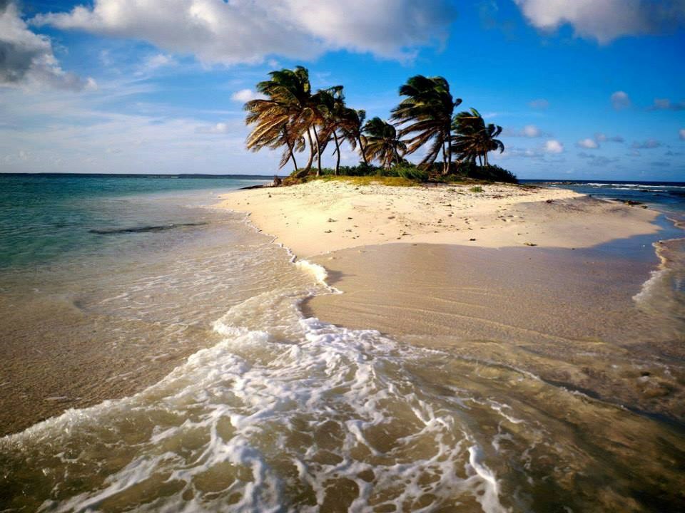Small island in the Pacific Ocean