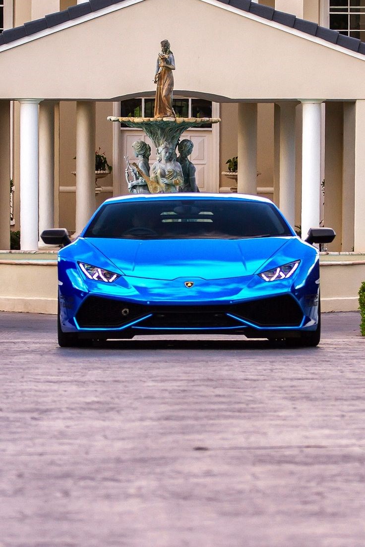 Lamborghini Huracan.