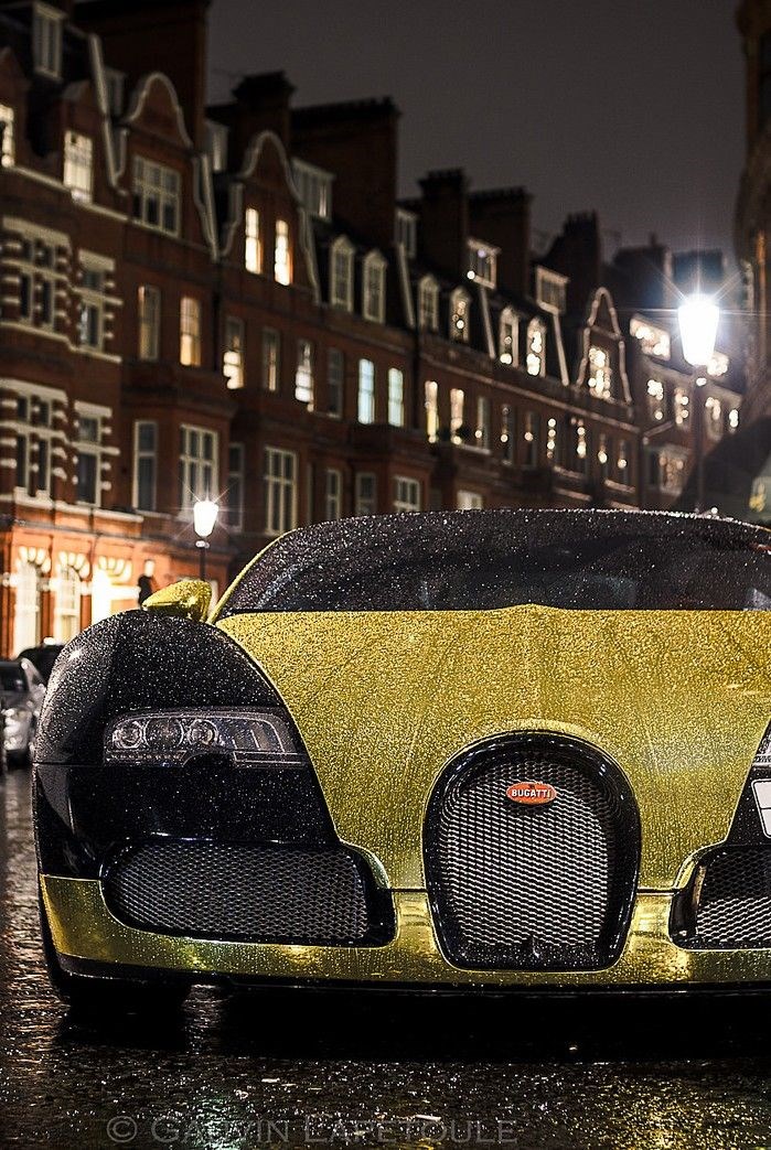 Bugatti Veyron Grand Sport.