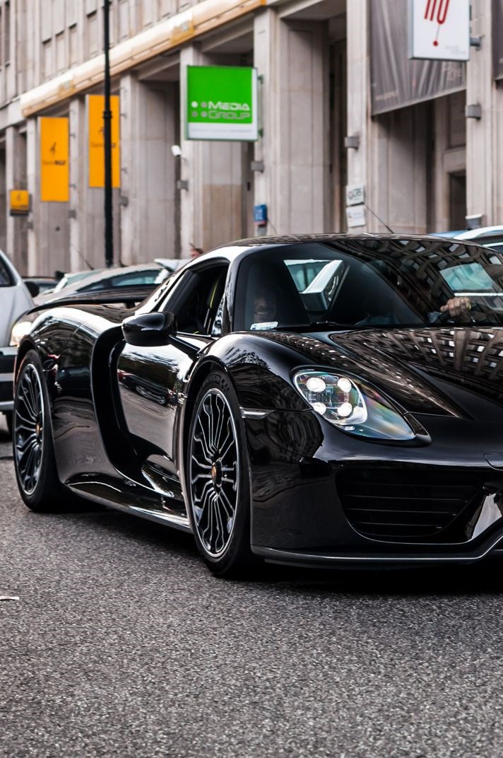 Porsche 918 Spyder.