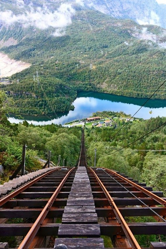 Roller Coaster, Magelibanen, Norway.