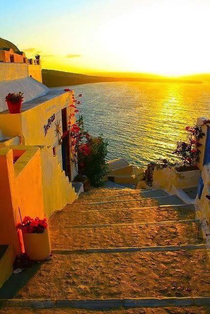 Beautiful Santorini sunset.