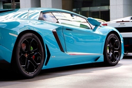 Lamborghini Aventador Blue