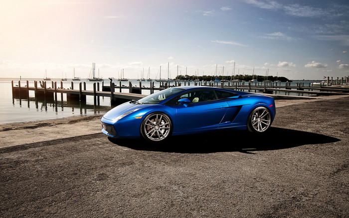 Blue Lamborghini Gallardo.