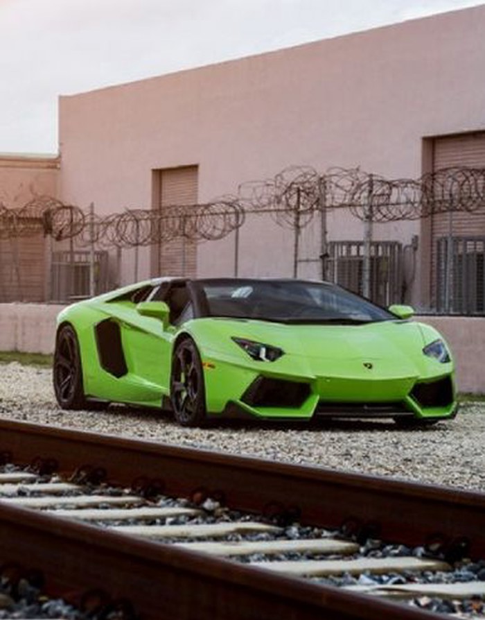 Lamborghini Aventador LP720-4 Roadster.