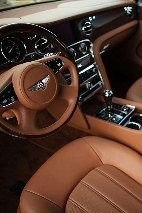 Bentley Mulsanne interior.