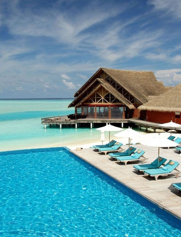 The Anantara Dhigu Resort