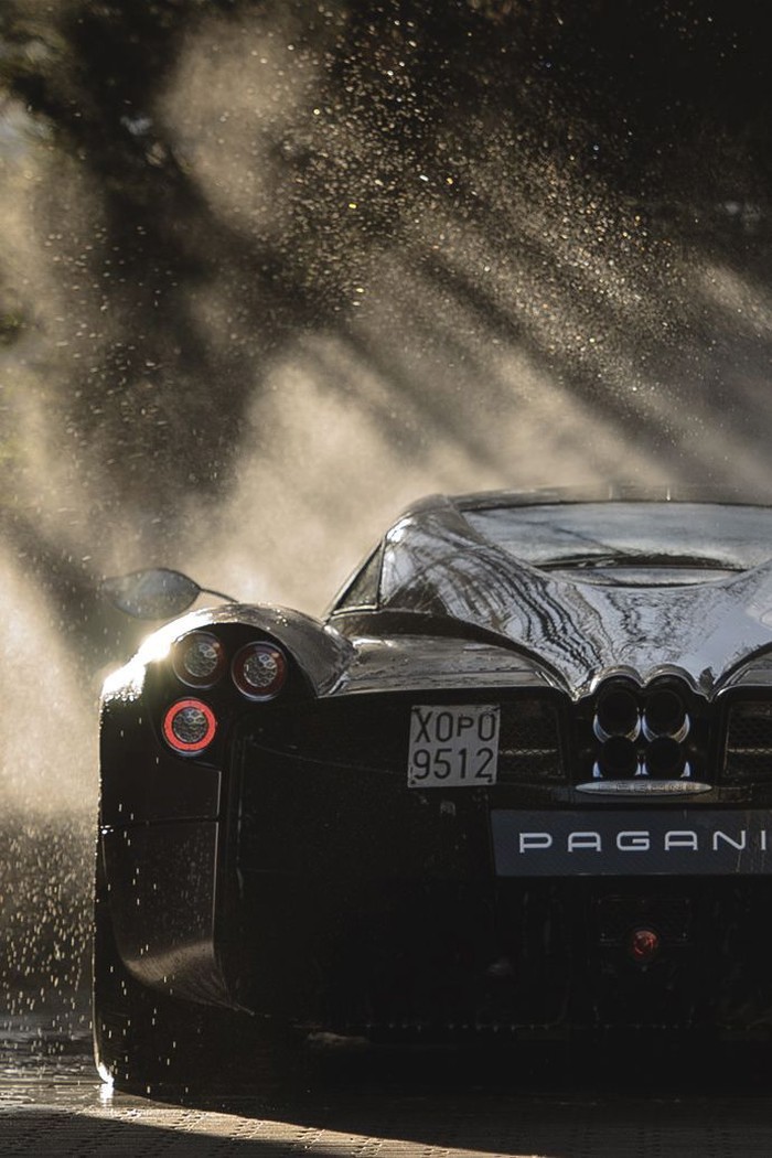 Pagani Huayra. 