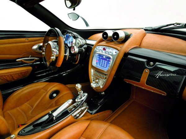 Pagani Huayra interior.