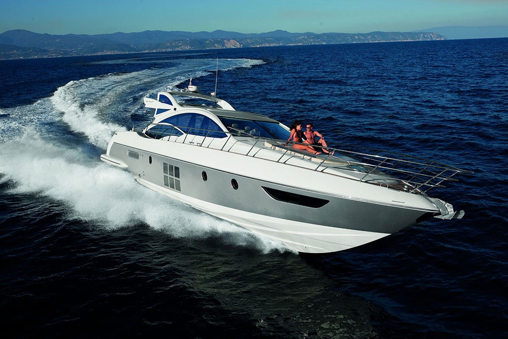 The Azimut 62S Italia.
