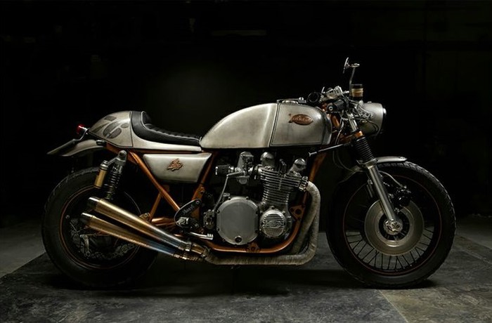 Kawasaki Z900.