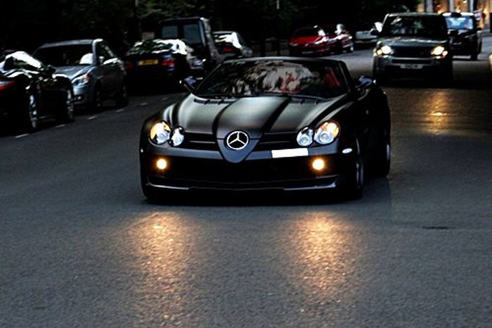 Classy Mercedes SLR