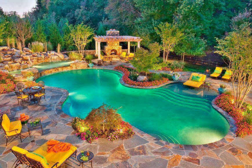 Amazing backyard pool