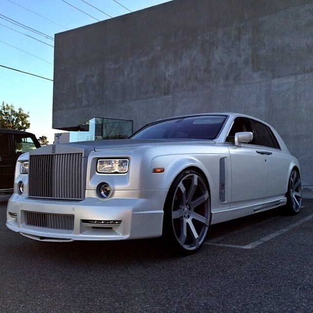 Rolls Royce - Platinum.