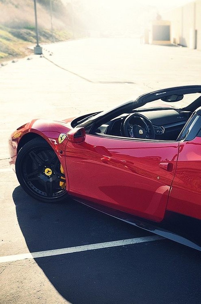 Italia Spyder.