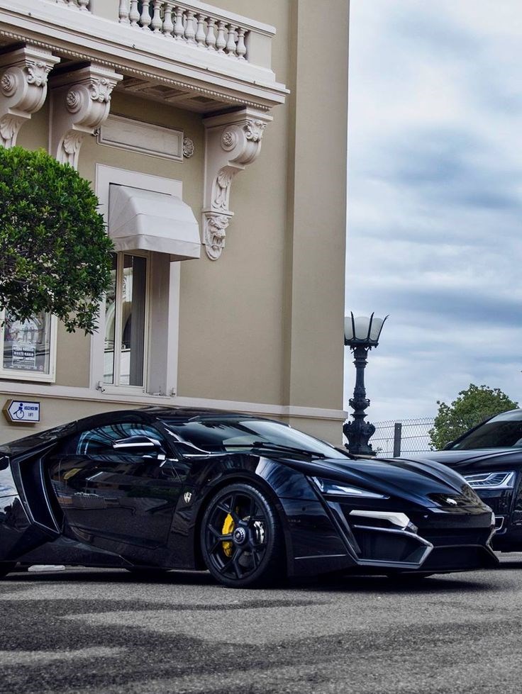 Lykan Hypersport.