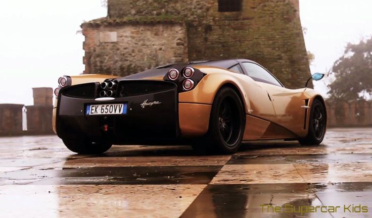 Pagani Huayra.