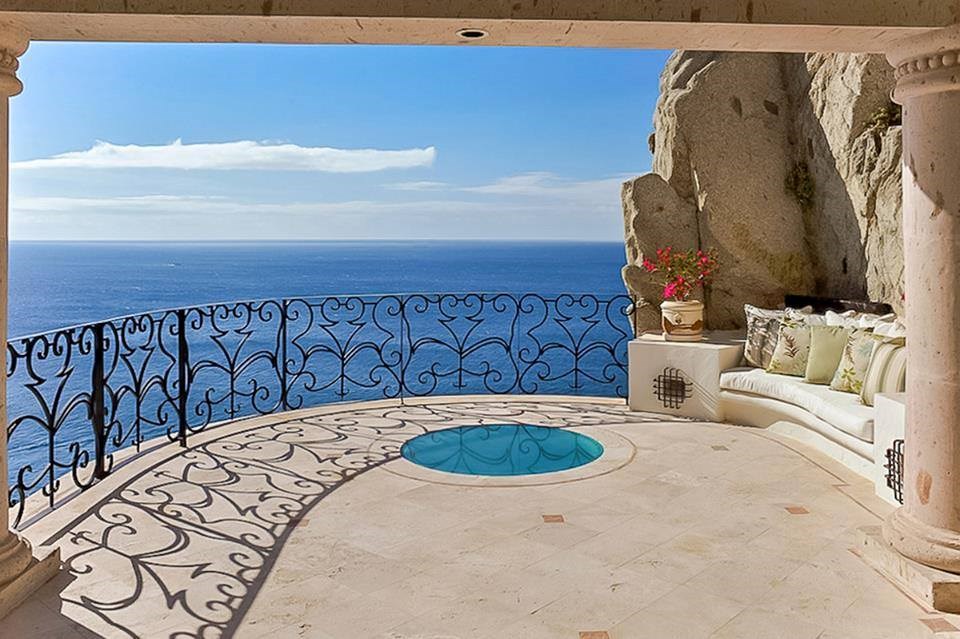 Villa La Roca in Cabo.