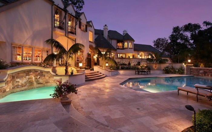 Beautiful luxury villa.
