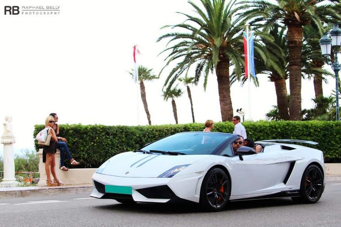 Cruisin'...