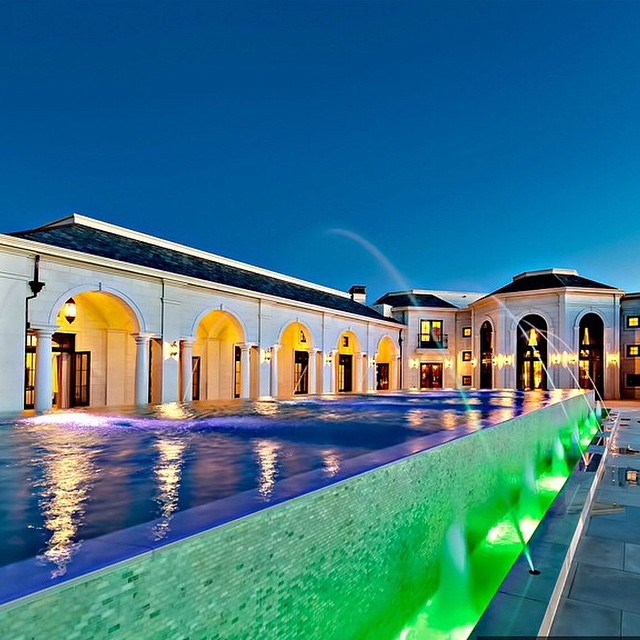 $60 million estate. We love this pool!