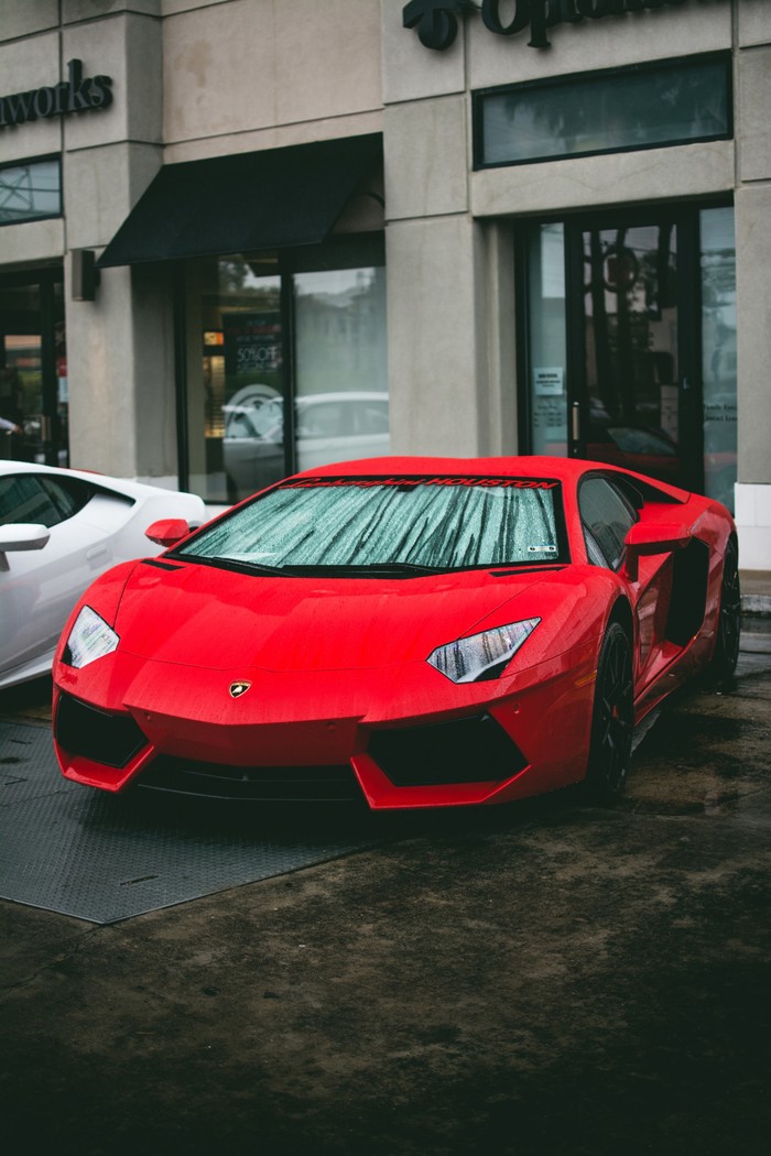 Lamborghini Aventador.