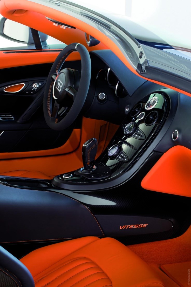 Bugatti Grand Sport Vitesse interior