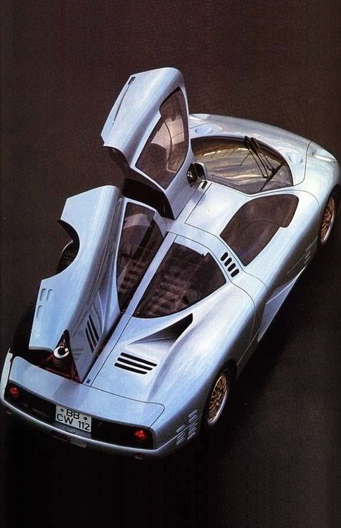 1993 Bugatti EB110.
