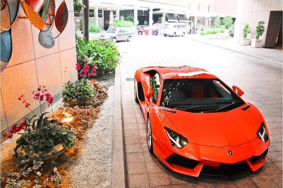 Lamborghini Aventador.