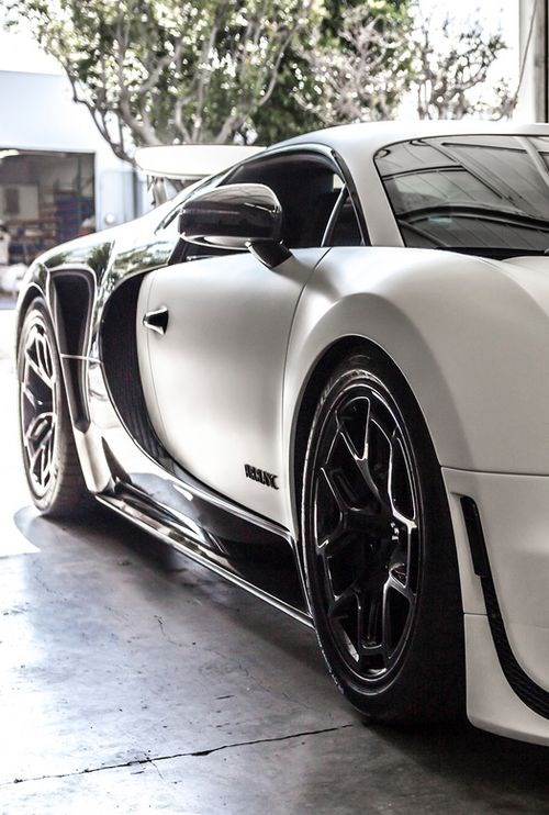 Bugatti Veyron.